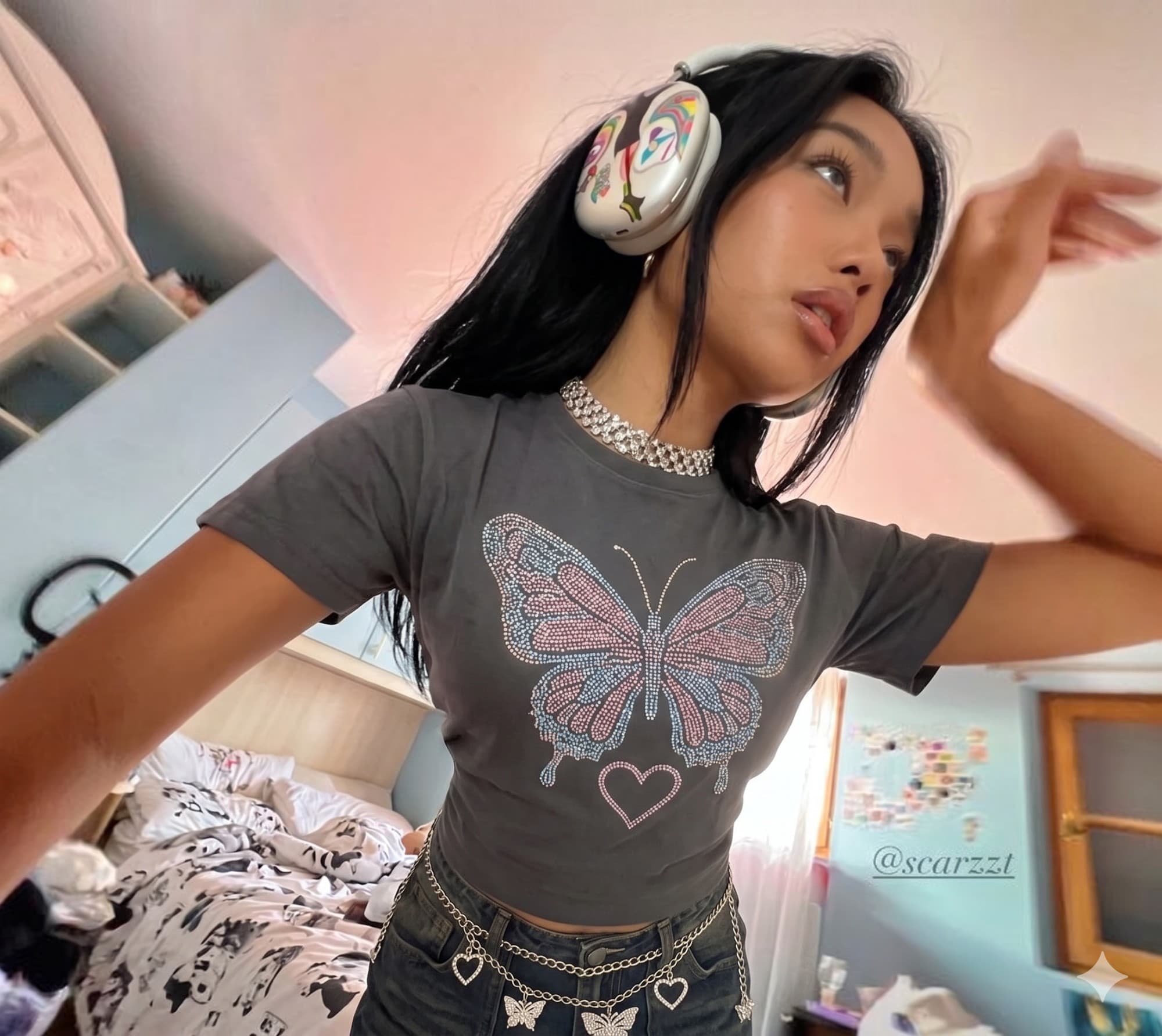 Selfie chambre — casque audio